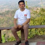 104596